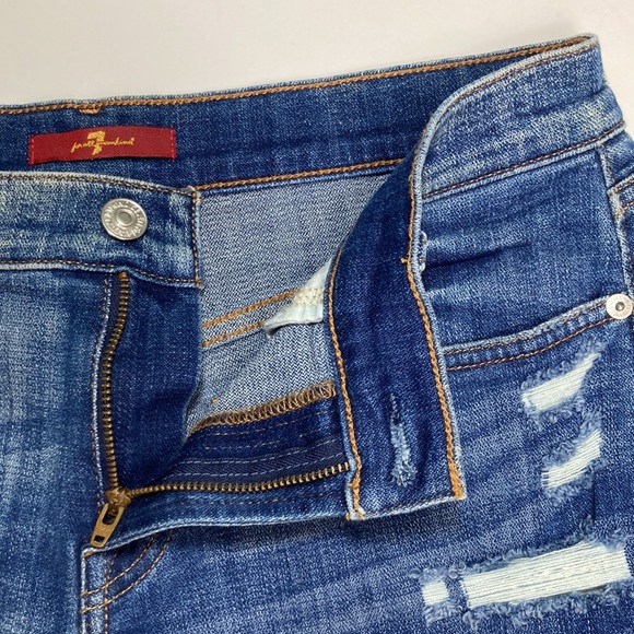 🍄 for all Mankind distressed Denim Short - Picture 5 of 7